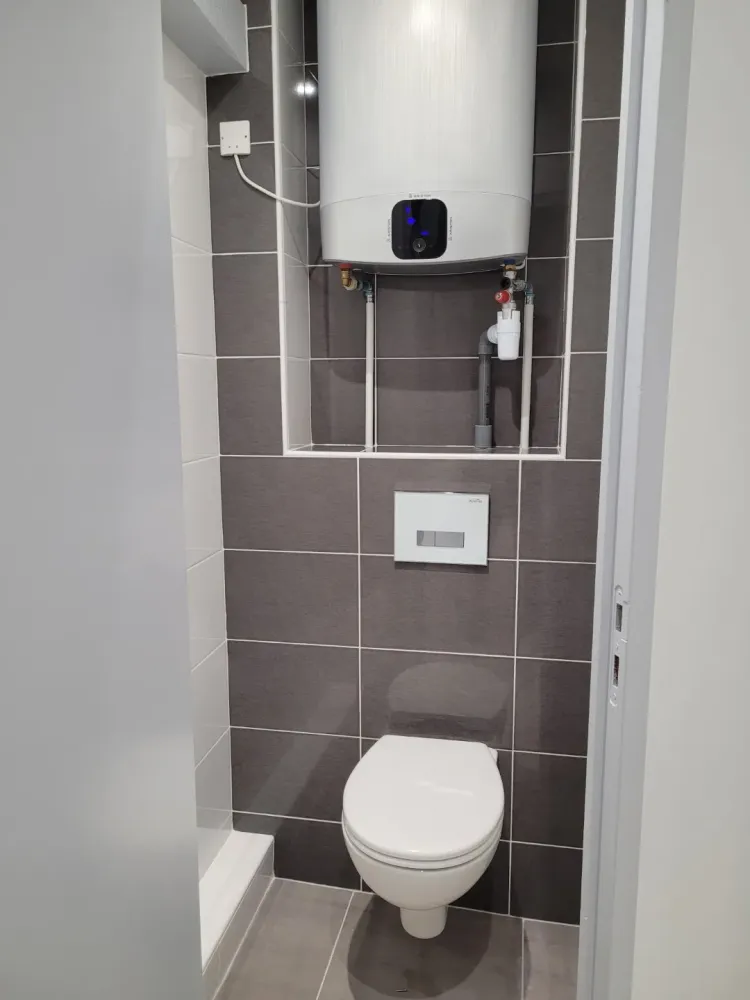 Pose d’équipements sanitaires